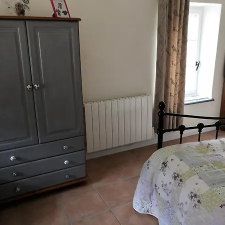Le Petit Chateau 3*
